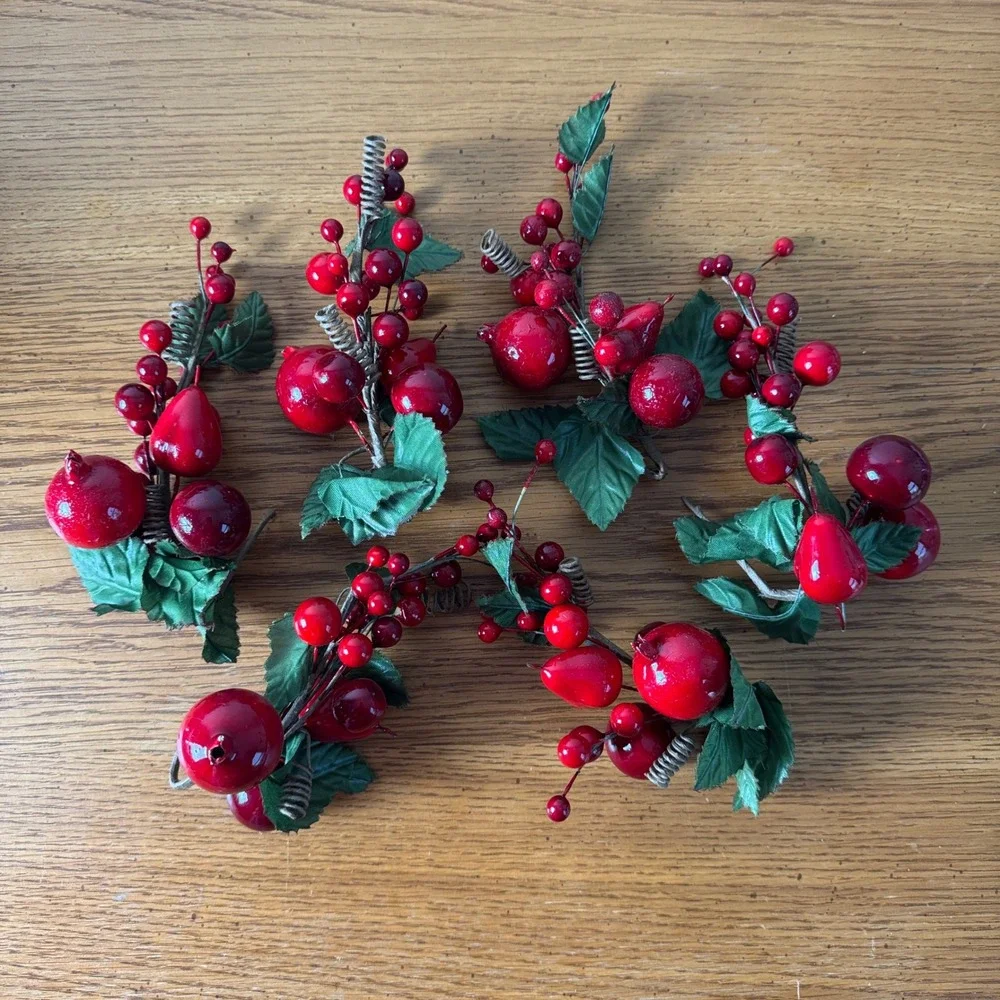 5 Artificial Red‎ Berry Picks Stems Picks Green Leaves Christmas Decor Craft